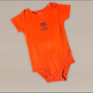 CARTER’S ONESIE (18-24M)